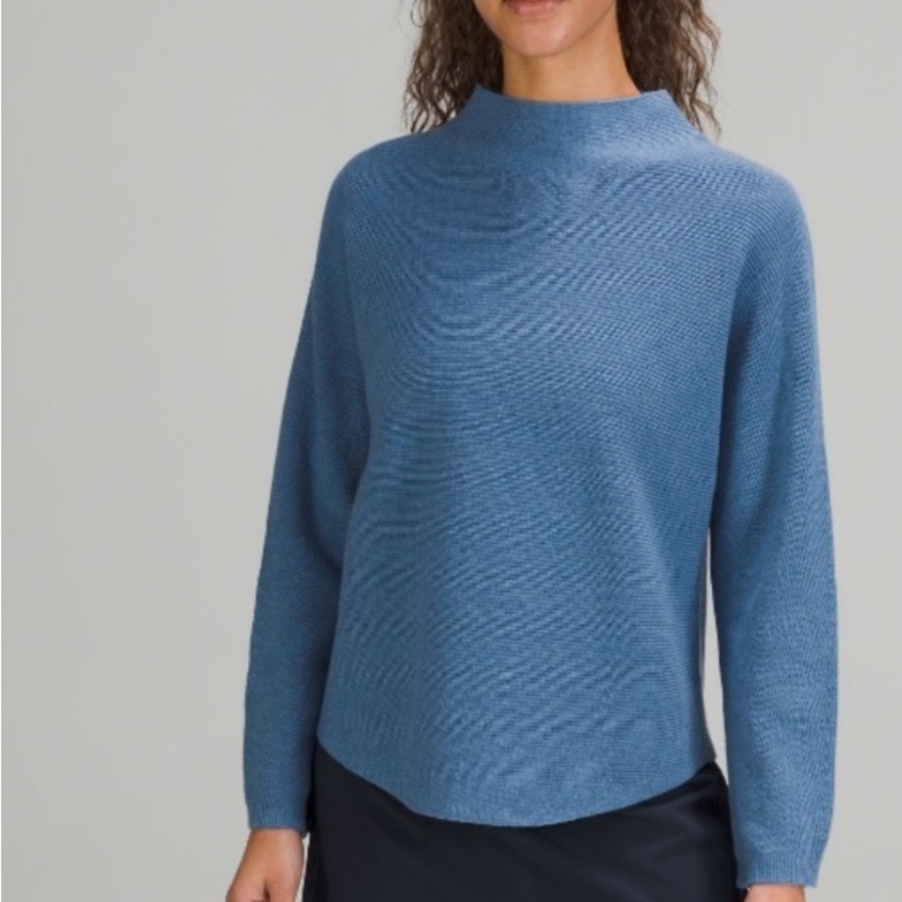 Women's‎ Blue Sweater